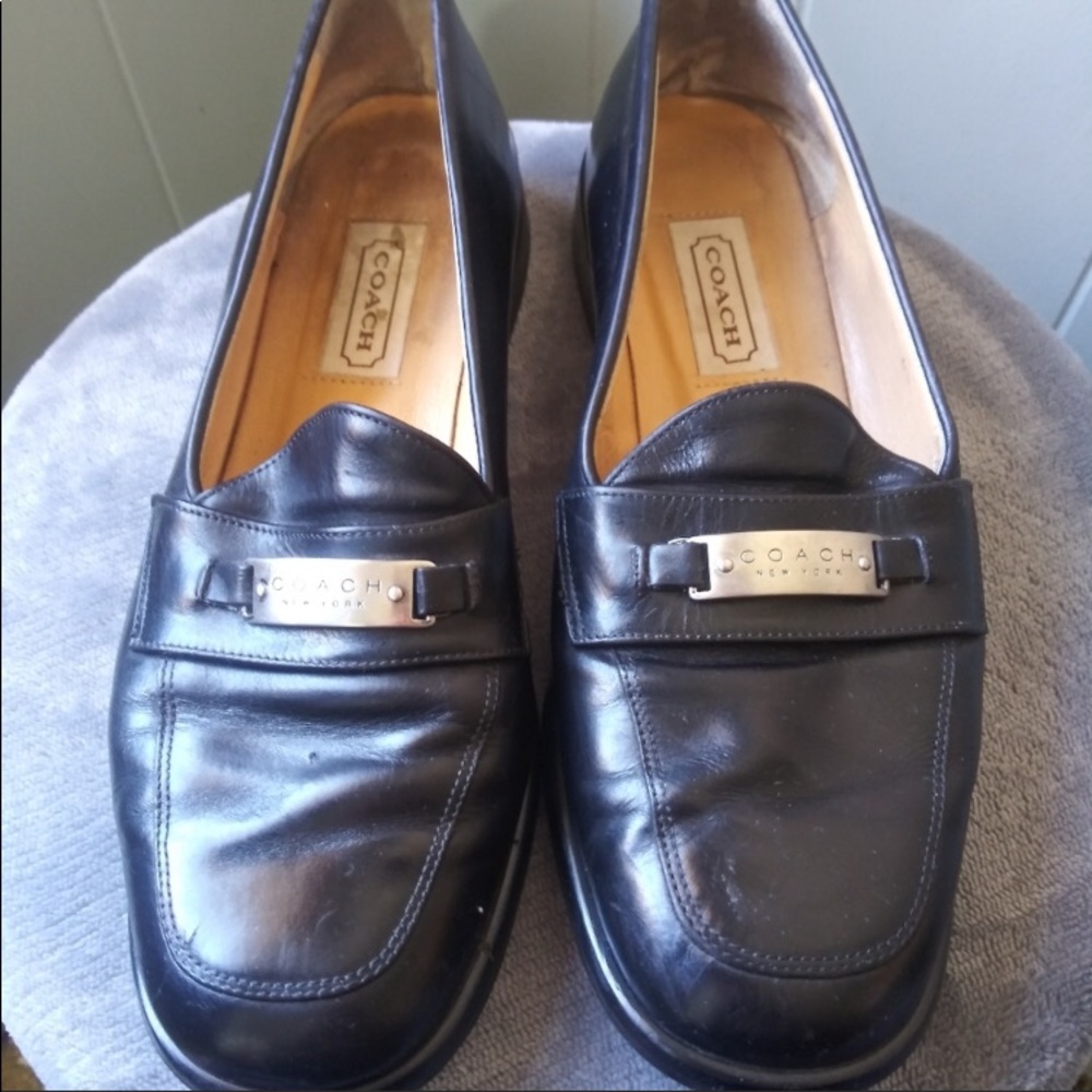 Coach Lindsay Black Leather Loafers Size 8
